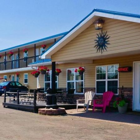 Parlee Beach Motel Shediac Exteriér fotografie